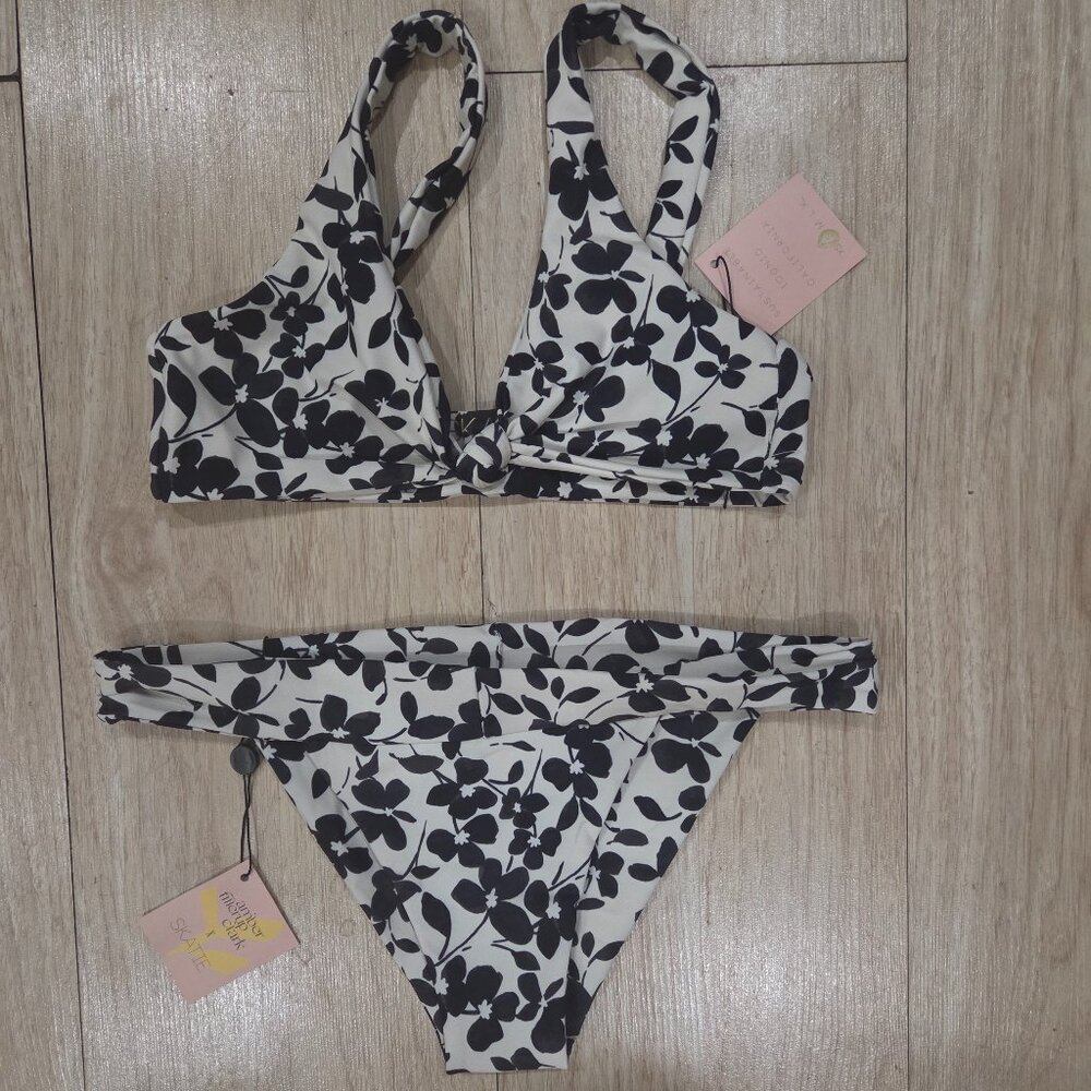 BNWT SKATIE 2 Piece PENNY & KIRA $145 msrp